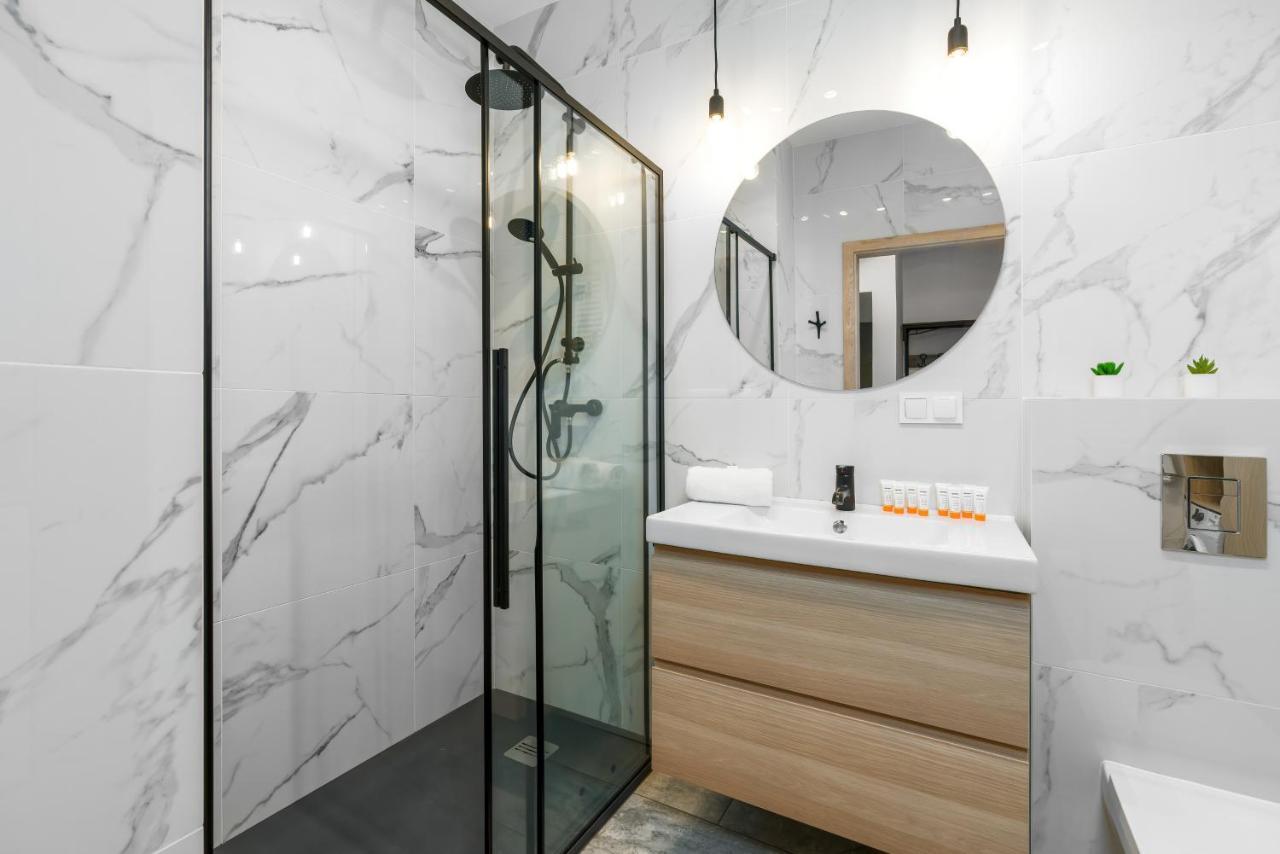 Premium Apartments Poznan Airport By Noclegi Renters Extérieur photo