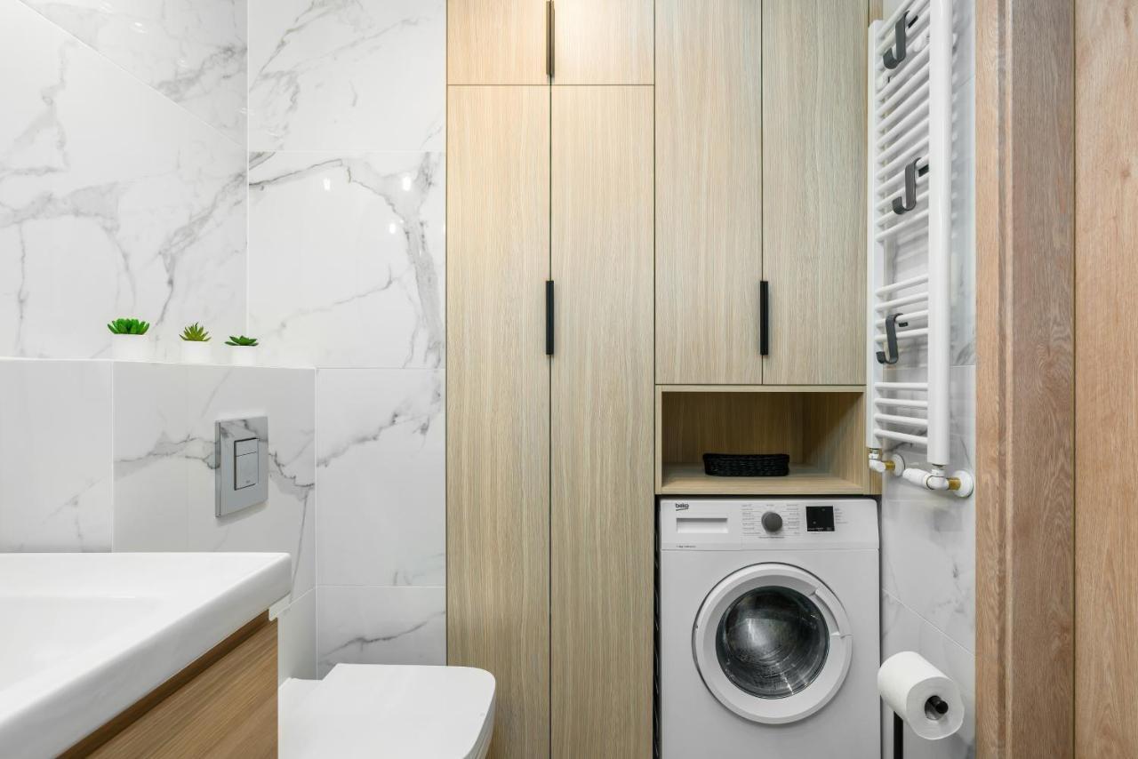 Premium Apartments Poznan Airport By Noclegi Renters Extérieur photo