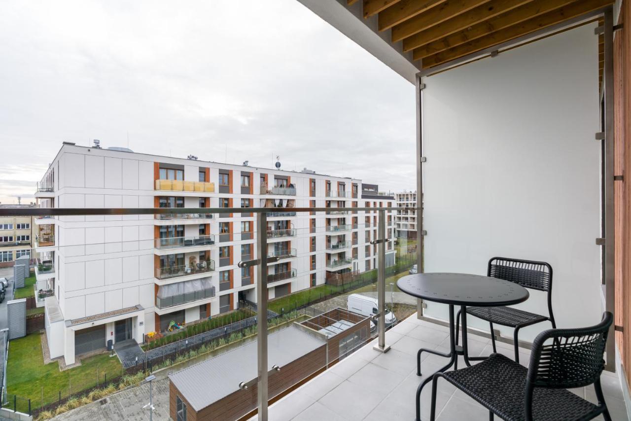 Premium Apartments Poznan Airport By Noclegi Renters Extérieur photo