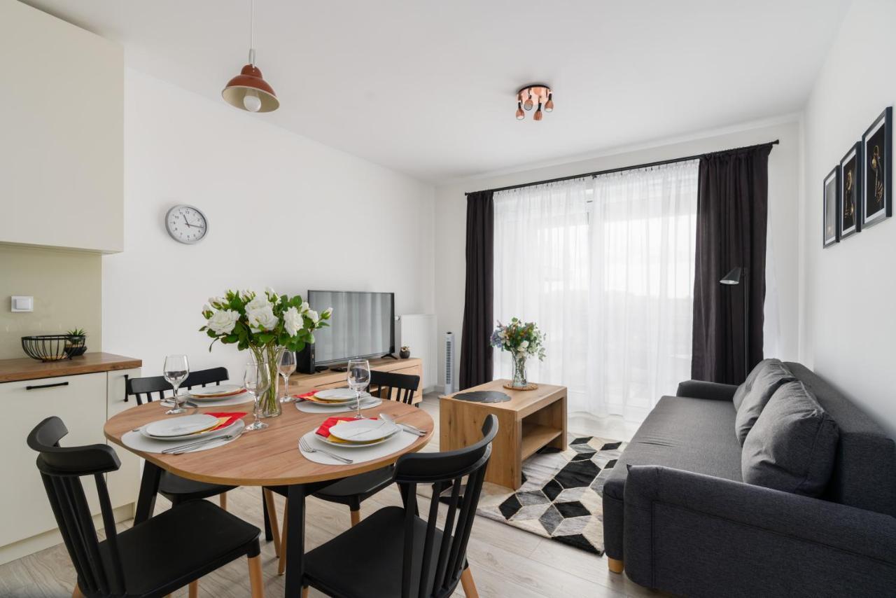 Premium Apartments Poznan Airport By Noclegi Renters Extérieur photo