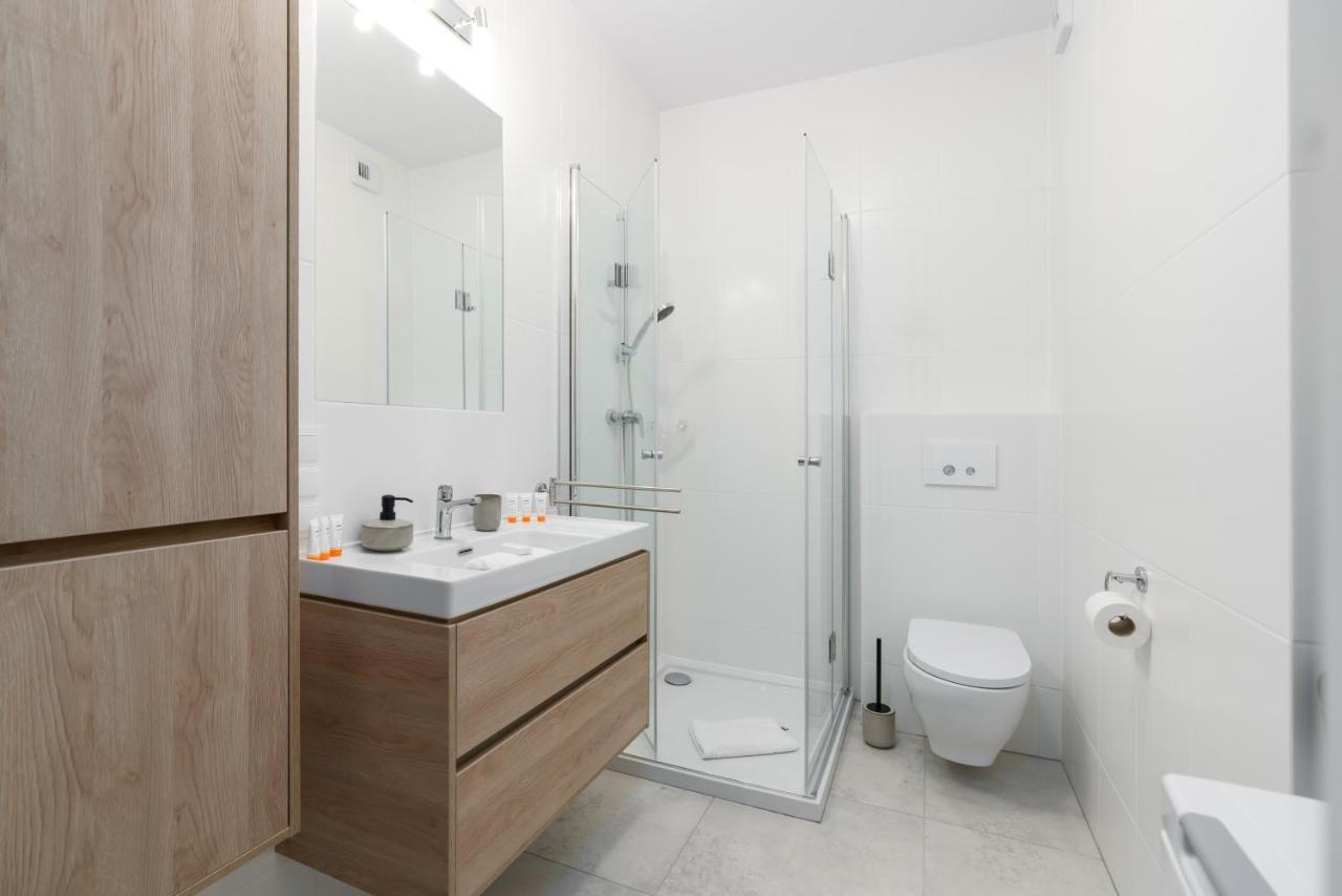 Premium Apartments Poznan Airport By Noclegi Renters Extérieur photo