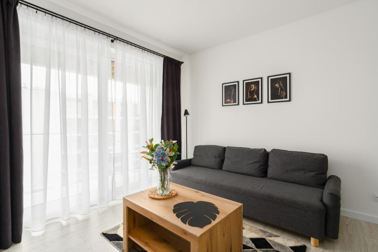 Premium Apartments Poznan Airport By Noclegi Renters Extérieur photo