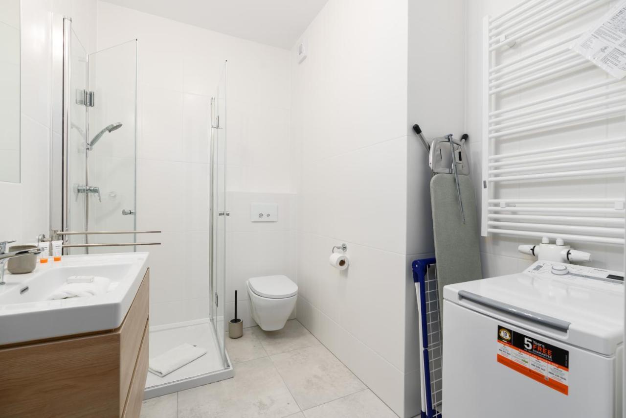 Premium Apartments Poznan Airport By Noclegi Renters Extérieur photo