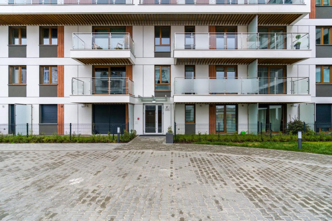 Premium Apartments Poznan Airport By Noclegi Renters Extérieur photo