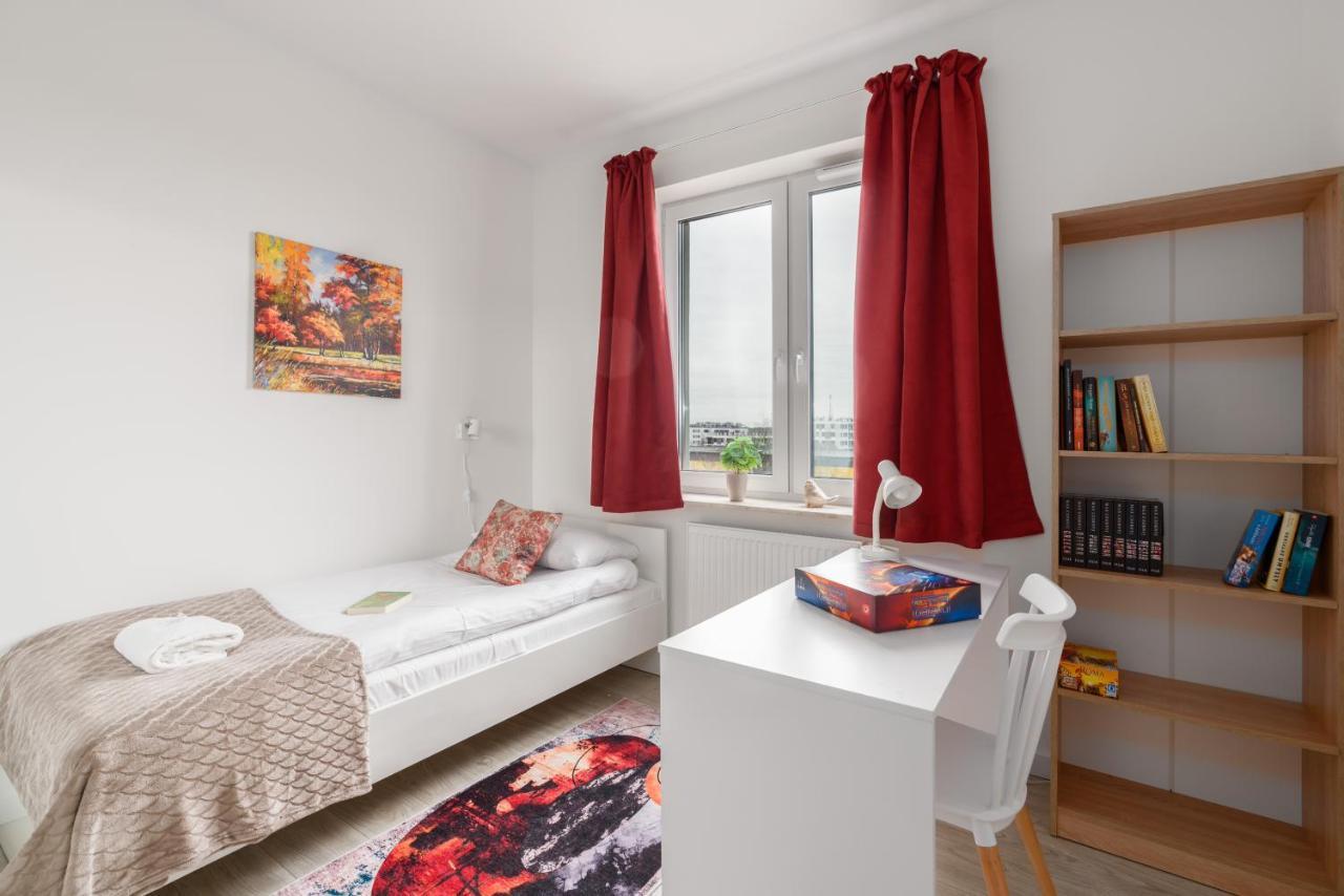 Premium Apartments Poznan Airport By Noclegi Renters Extérieur photo